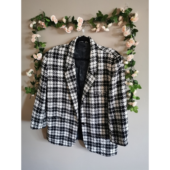 Vintage Jackets & Blazers - Vintage Reitmans Classic Wool Tartan Jacket
